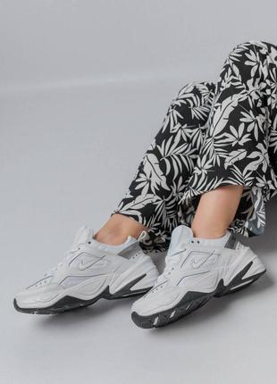 Жіночі кросівки nike m2k tekno premium white essential6 фото