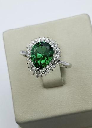 Кольцо серебряное с nano изумрудом 18 3,61 г