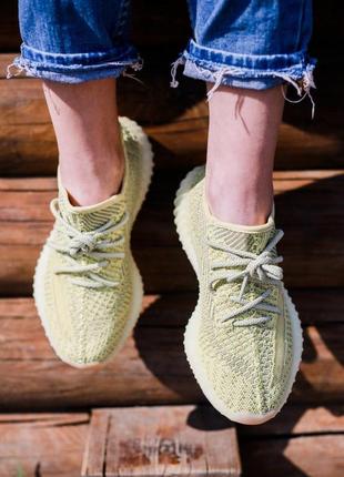 Мужские и женские кроссовки    adidas yeezy boost 350 адидас изи буст8 фото