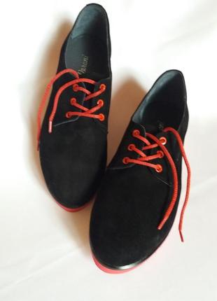Туфли  макасины женские замшевые черные с красной подошвой на шнурке 41рзмер(последний)6 фото
