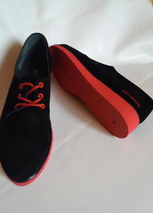 Туфли  макасины женские замшевые черные с красной подошвой на шнурке 41рзмер(последний)9 фото