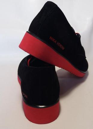 Туфли  макасины женские замшевые черные с красной подошвой на шнурке 41рзмер(последний)3 фото