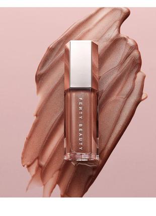 Fenty beauty gloss bomb universal lip luminizer блеск для губ в оттенке fenty glow8 фото