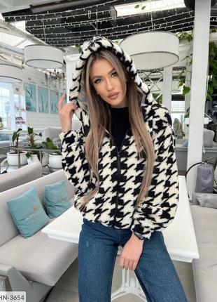 Кофта жіноча тепла хутряна зручна чорно-біла з капюшоном на блискавці хутро тедді осінь-зима розміри 42-48