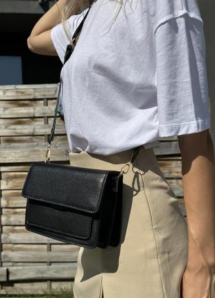 Женская классическая сумка кросс-боди черная2 фото