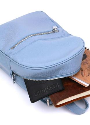 Городской небольшой женский рюкзак из натуральной кожи shvigel голубой кожаный зернистый 163035 фото