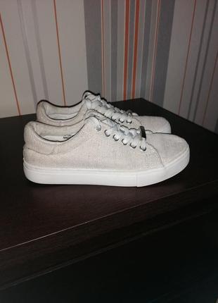 Кеди снікерси туфлі 37р. new look