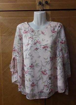 F&f шифлновая блуза  в цветах нарядная р.10