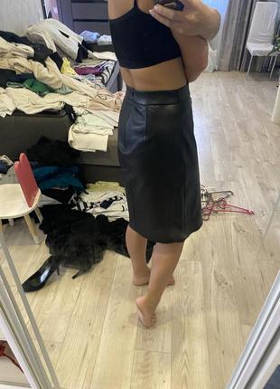 Черная юбка-кожзам2 фото
