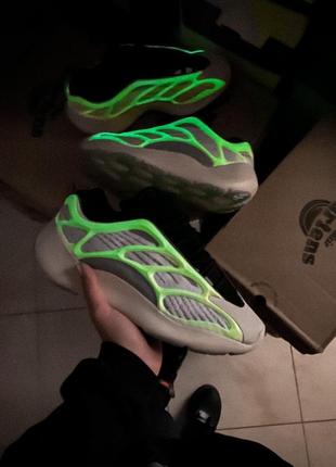 ⭕мужские кроссовки⭕adidas yeezy boost 700 v3 адидас неоновые, весна-осень1 фото