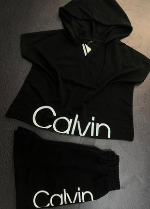 Женский костюм calvin klein4 фото