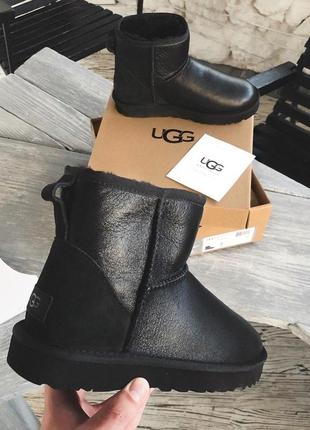 Женские сапоги ugg classic mini с натуральным мехом /осень/зима/весна😍5 фото