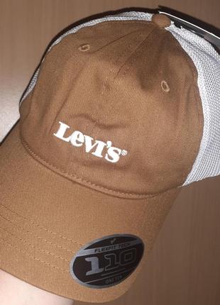 Чоловіча бейсболка levi's з сітчастою спинкою оригінал