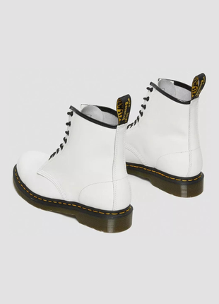 Женские ботинки dr. martens smooth leather white  ⁇  скидка.2 фото