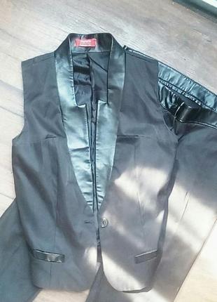 Новый черный костюм из качественной ткани р м
