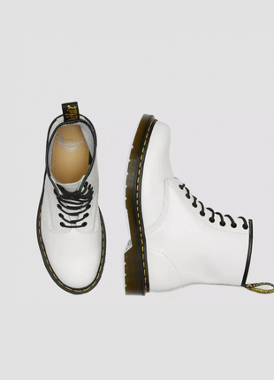Женские ботинки dr. martens smooth leather white  ⁇  скидка.4 фото