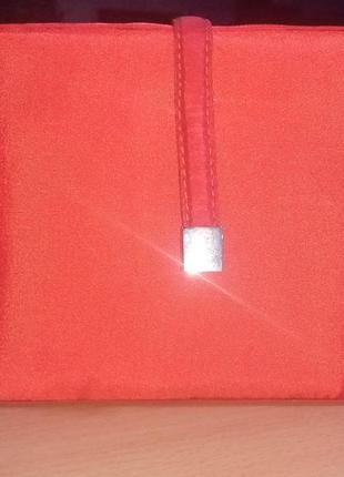 Красная,атласная,вечерняя сумка клатч.