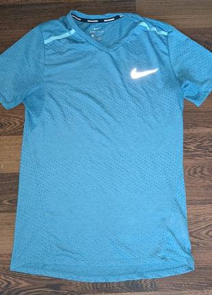 Nike reathe dri fit футболка shirt2 фото