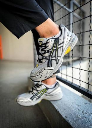 Кроссовки в стиле asics gel kahano