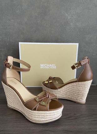 Босоножки michael kors