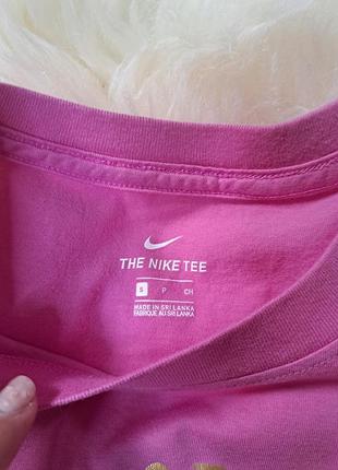 Рожева футболка nike 3