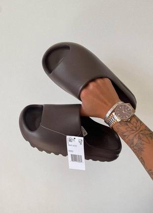 Adidas yeezy slide earth brown 16 фото