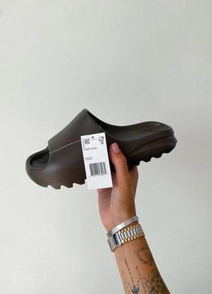 Шлепанцы женские  adidas yeezy slide earth7 фото