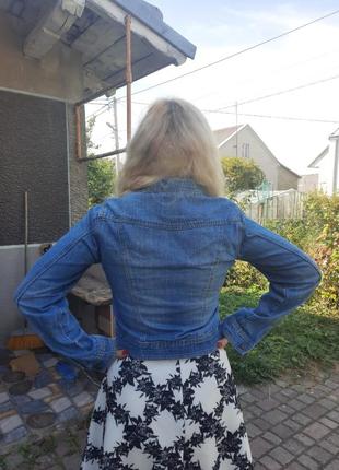 Курточка джинсовая в идеале м л5 фото
