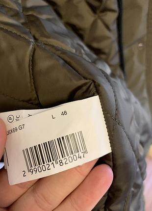 Парка хаки в идеальном состоянии, удобная