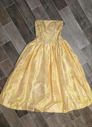 Фантастична сукня із шовку escada9 фото
