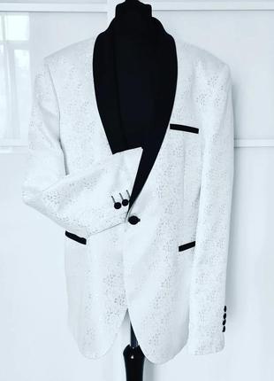 Невероятный элегантный роскошный прекрасный стильный изысканный винтажный белый пиджак смокинг ретро винтаж унисекс