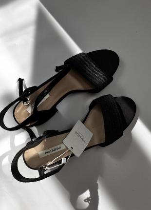 Нові босоніжки pull&bear, розмір 39 = 24,5 см