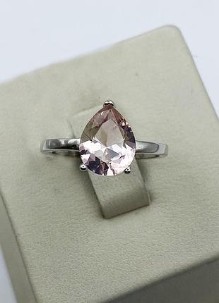 Кольцо серебряное с морганитом 17 2,37 г
