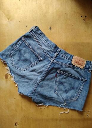 Джинсовые шорты с высокой талией посадкой levis3 фото