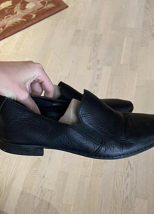 Шкіряні туфлі