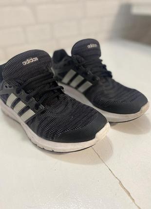 Кроссовки adidas