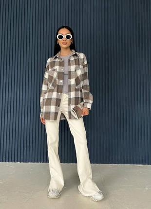 Тепла сорочка вільного крою оверсайз сорочка в клітинку вільна сорочка з кишенями4 фото