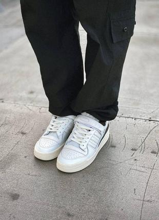 Кросівки в стилі adidas forum 84 low замшеві чоловічі кросівки преміум із натуральної замші стильні якісні люксові трендові5 фото
