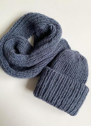 Шапка і шарф ручної роботи