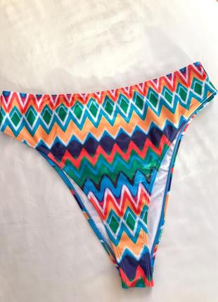 Яркие купальные трусики
