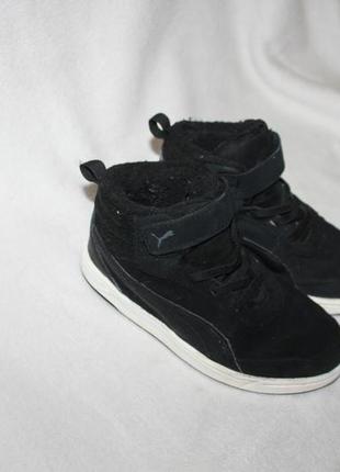 Кросівки утеплені фірми puma 29 розміру по устілці 19 см.