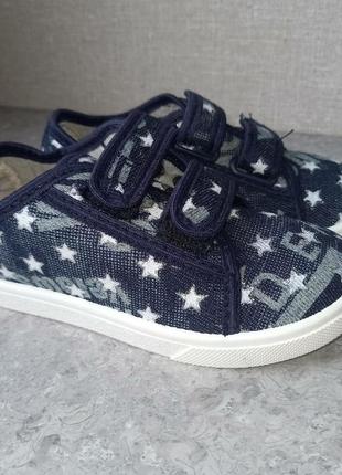 Текстильні тапочки. кеди. маломірять