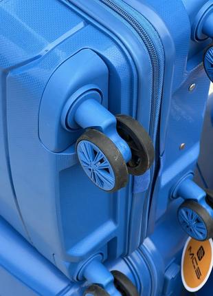 Качественный чемодан из полипропилен,модель 366,прорезиненный,надежная,колеса 360,кодовый замок,туреченя6 фото