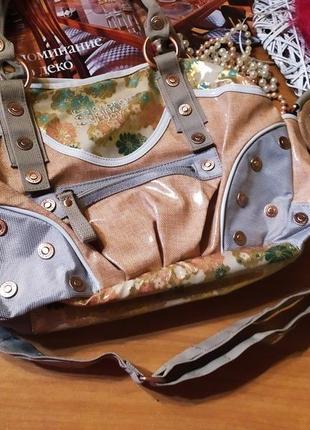 Ексклюзив крутезна дизайнерська велика вмістка сумка george gina&lucy текстильна сумочка лакова нова2 фото