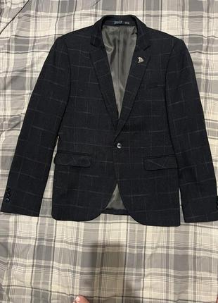 Мужской пиджак