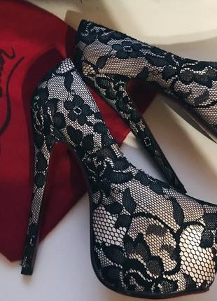 Туфли лабутены christian louboutin