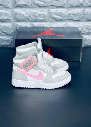 Женские кроссовки nike air jordan 1 high самые удобные, самые яркие, популярные