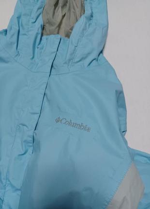 Жіноча осіння непромокальна куртка з капюшоном columbia3 фото