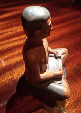 Статуетка из полистоуна. высота 11см.