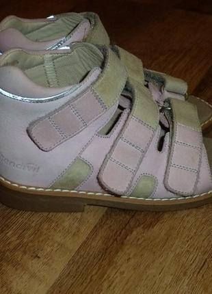 Mendivil ортопедические кожаные босоножки, р 249 фото